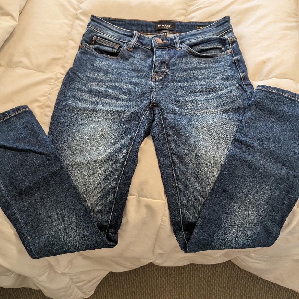 Judy blue skinny jeans medium dark wash no distress 7/28
